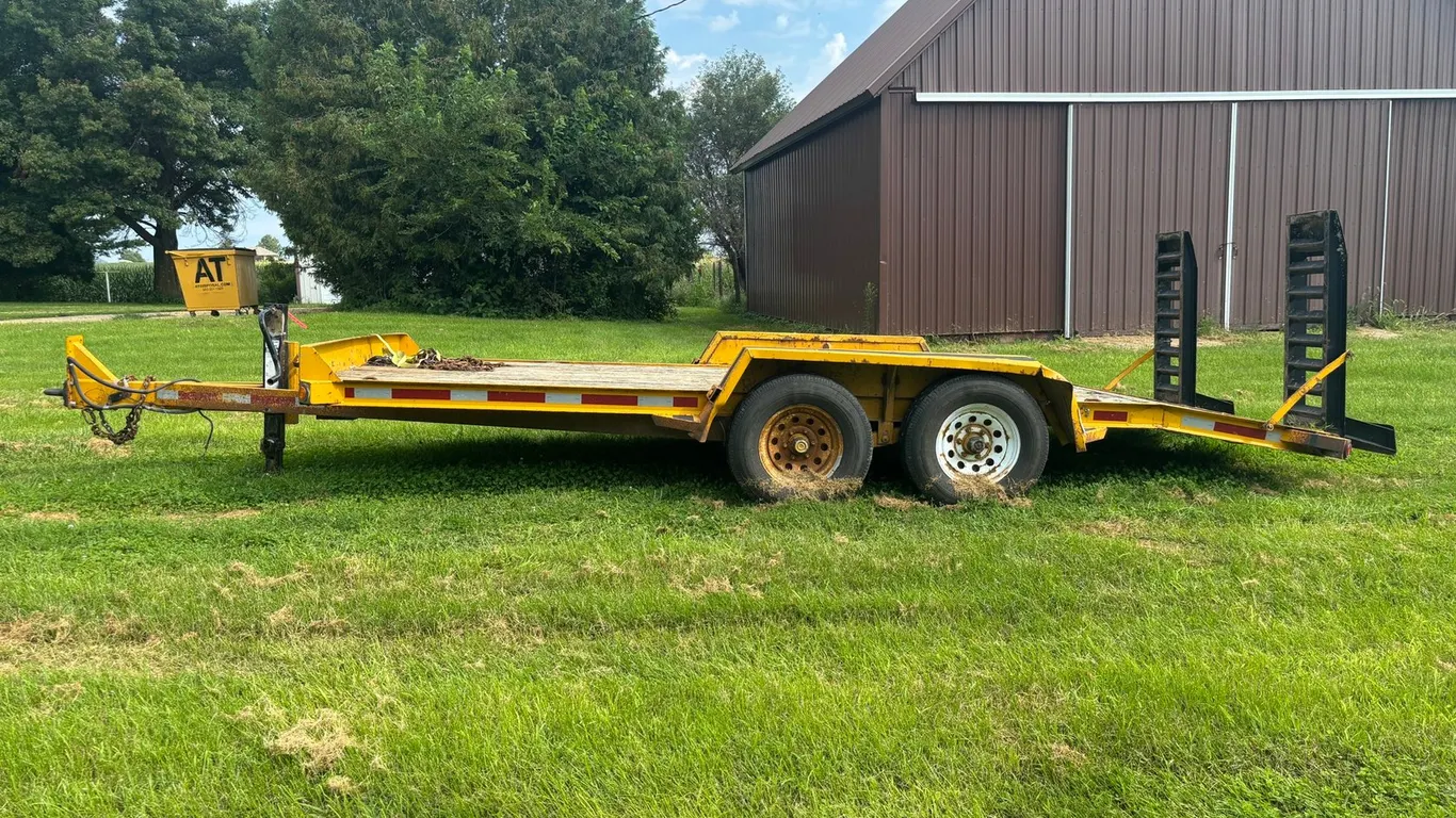 2006 Redi Haul 16' Tandem Axle Trailer