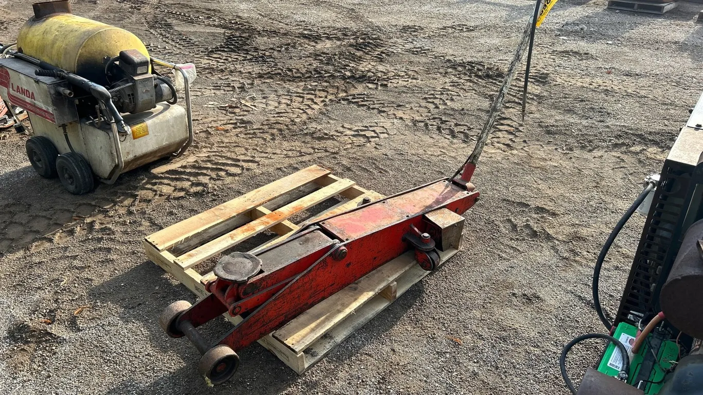 Heavy Duty Floor Jack