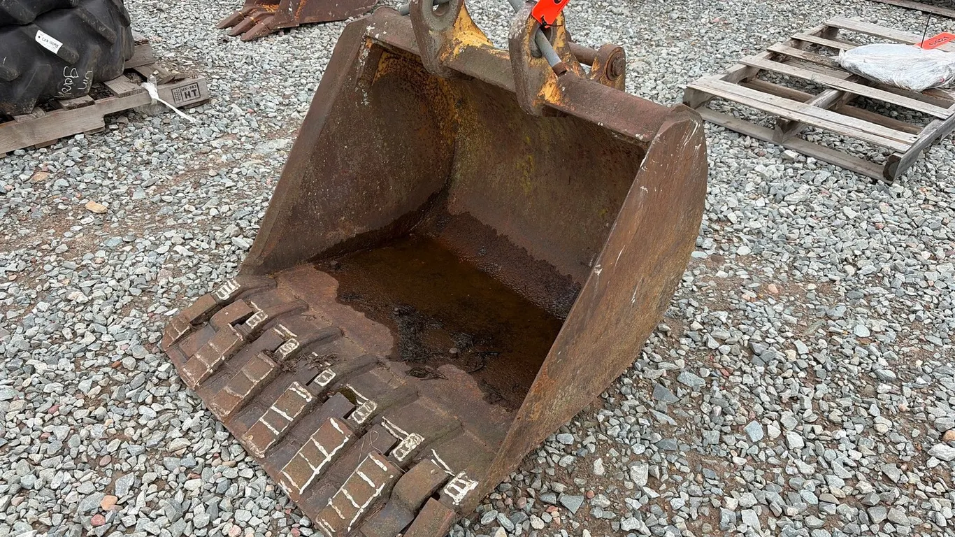 Approx. 35" Mini Excavator Bucket
