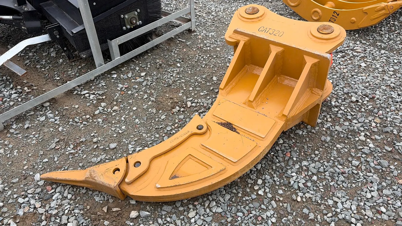Unused Warrior Excavator Ripper Tooth Attachment