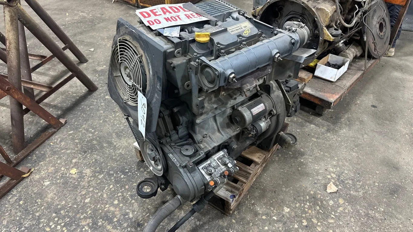 Deutz 2011L03I 3 Cylinder Diesel Engine