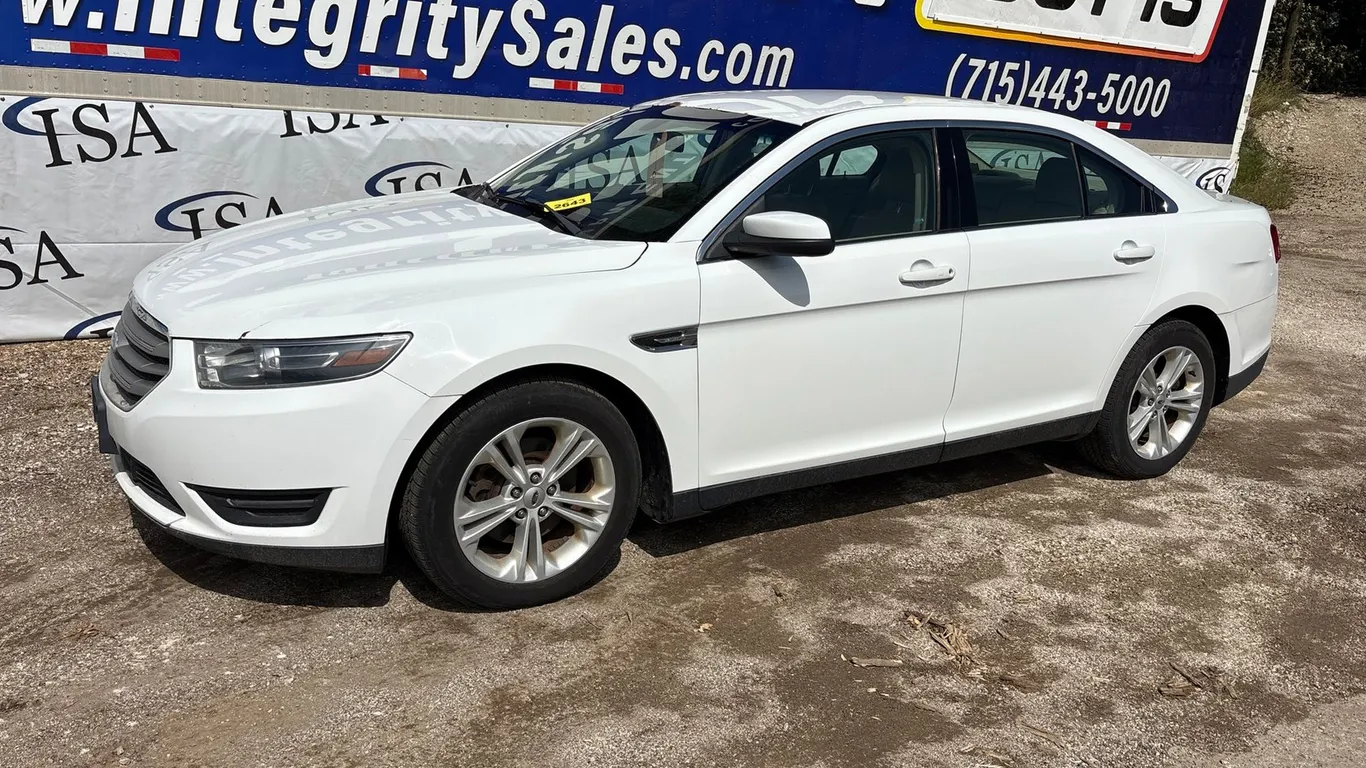 2015 Ford Taurus Sedan