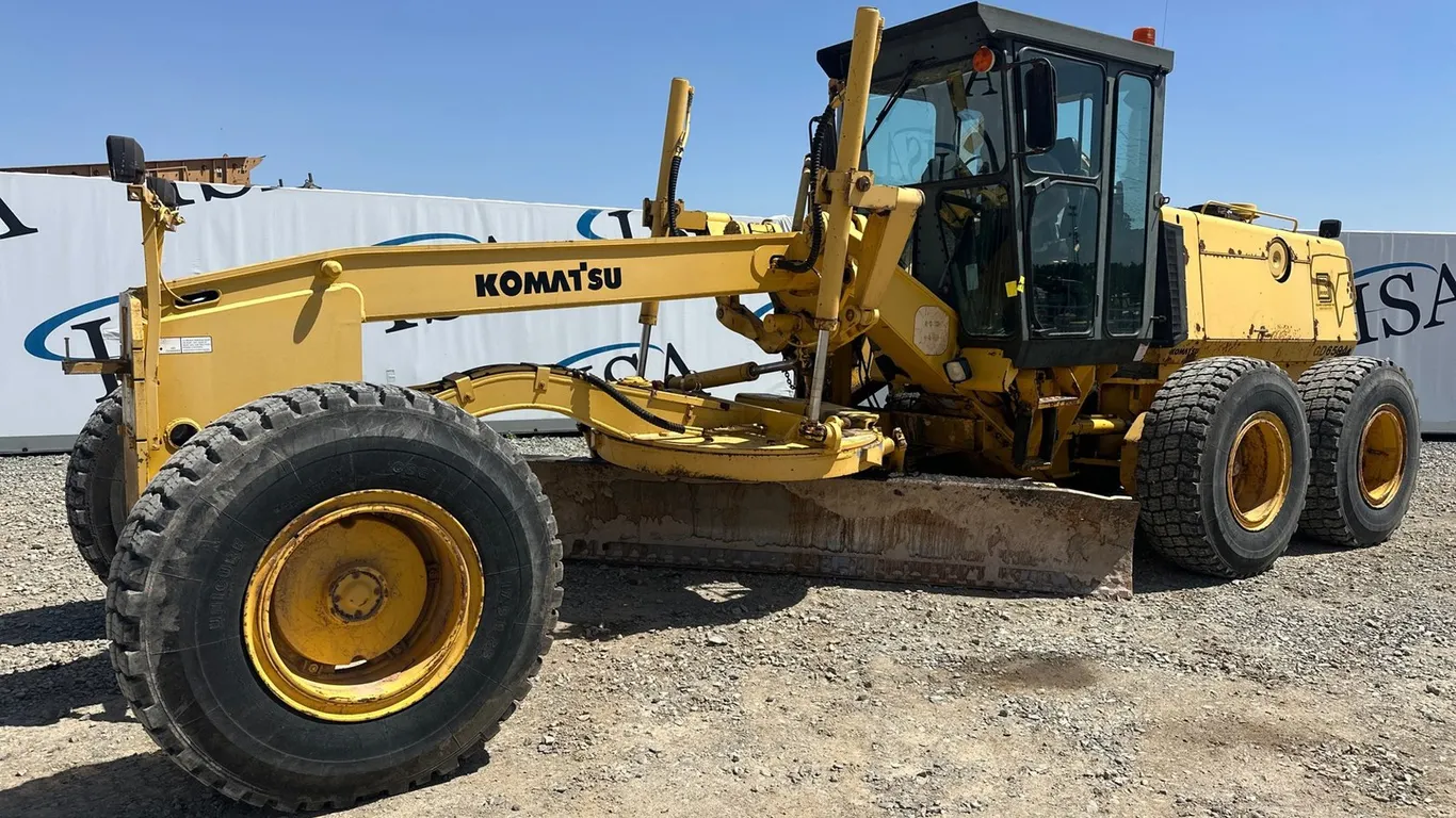 Komatsu GD650A Motor Grader