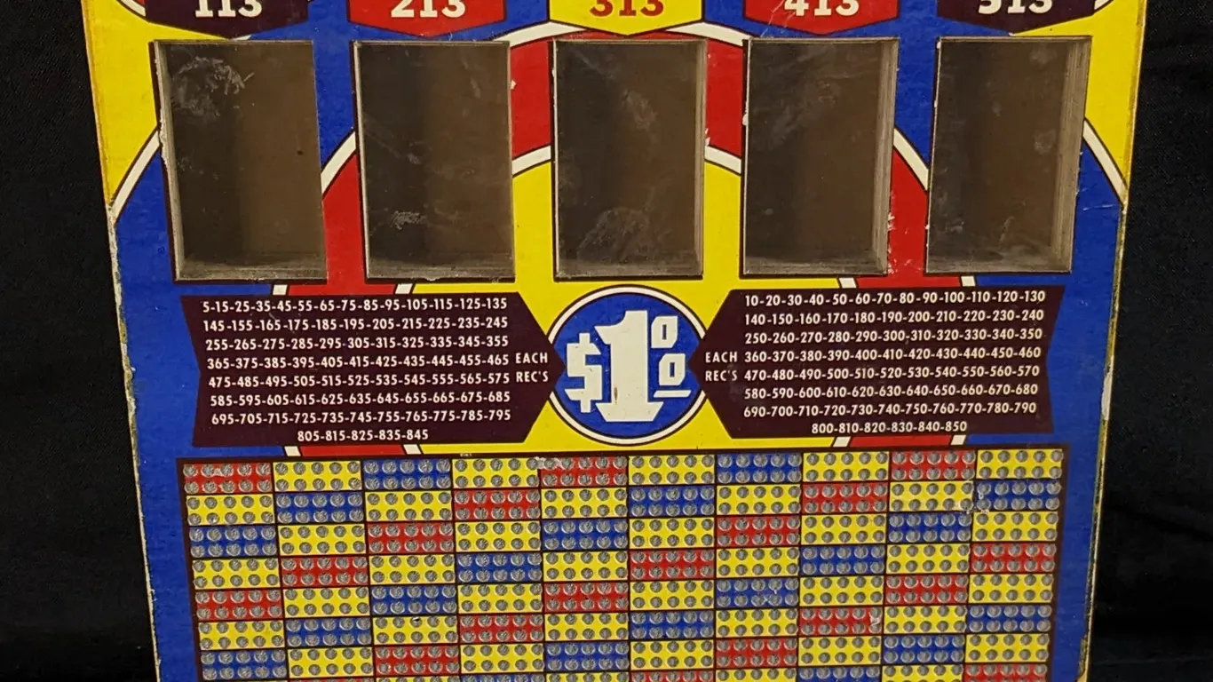 25¢ GAMBLING PUNCHBOARD PALM BEACH CHARLIE