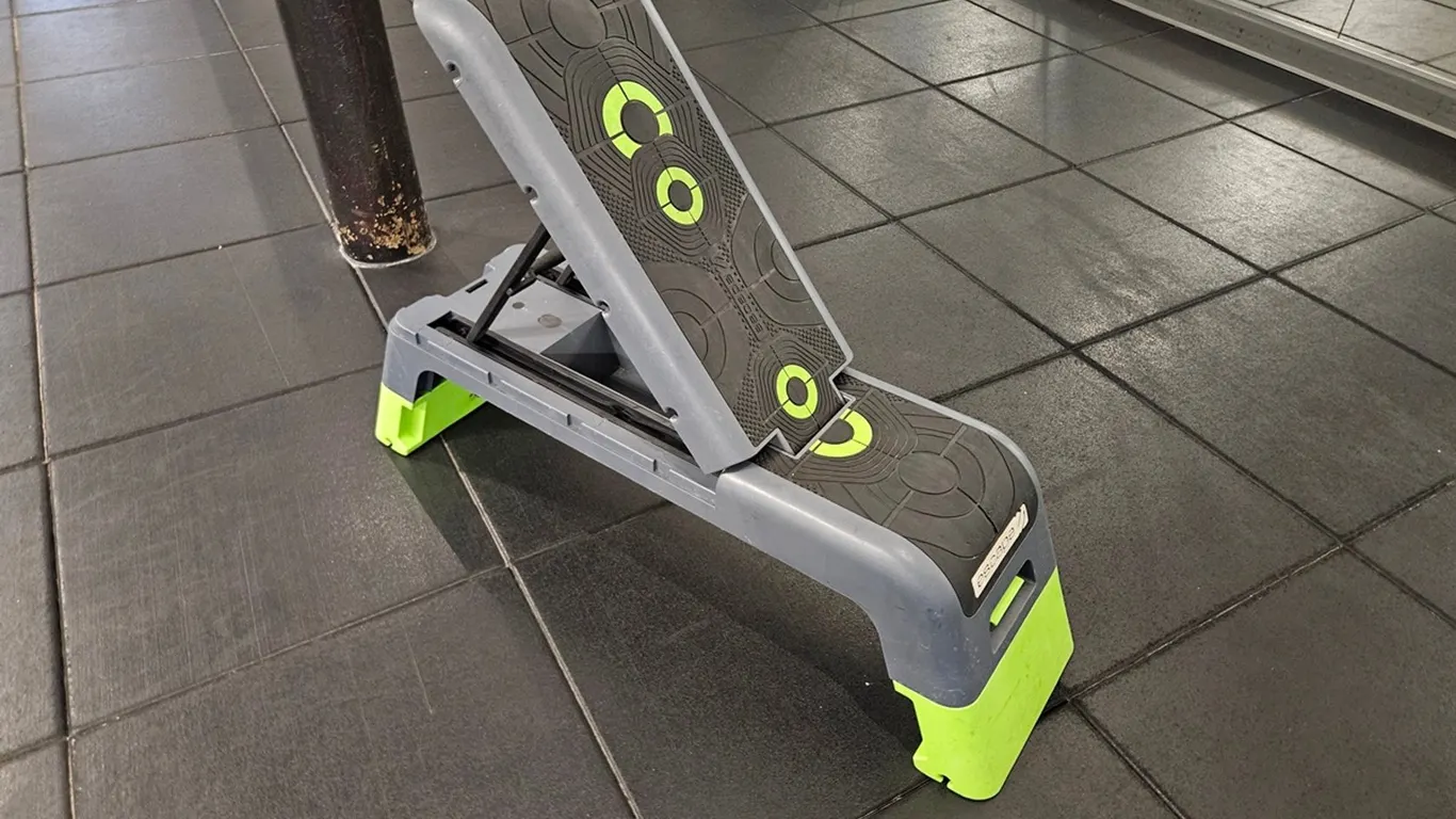 Escape Adjustable Bench