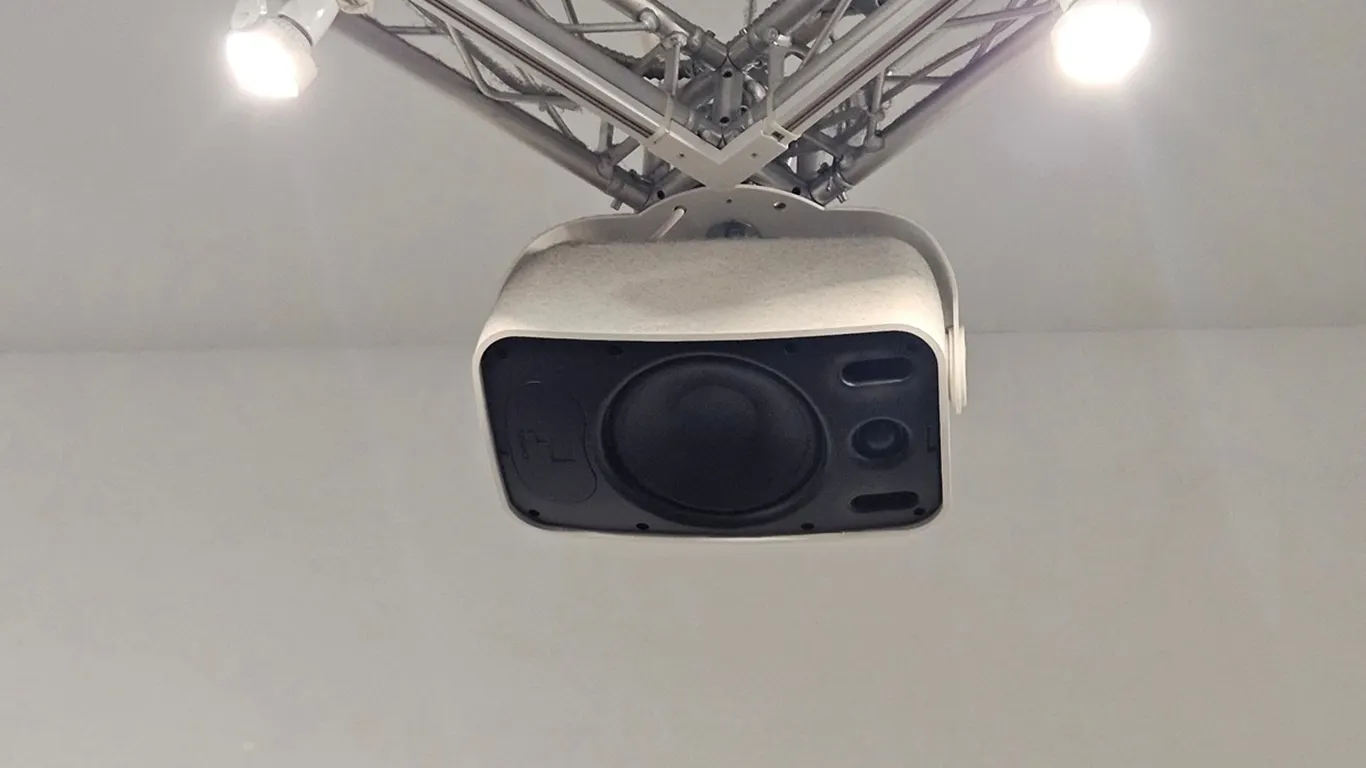 11 Speakers