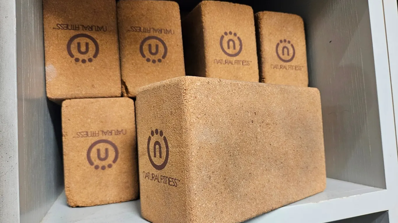 34 Natural Fitness Foam Bricks, 9"x3.5"x5.5"