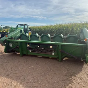 John Deere 693 Corn Head, 6 Row, 30”