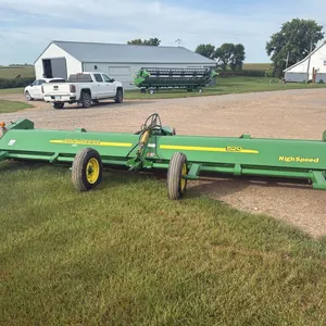 John Deere  520  High Speed Stalk Chopper, 8 row
