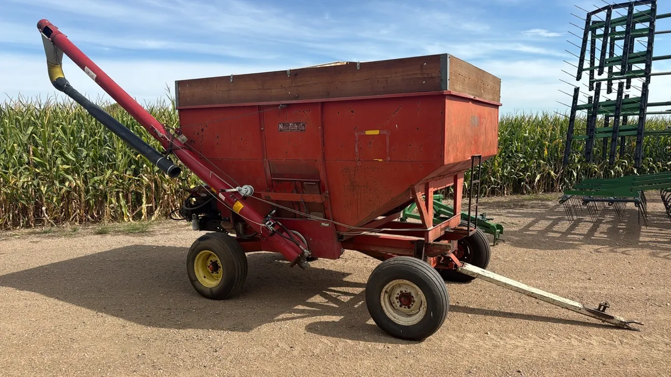 Nu-Bilt Co (2) Compartment Gravity Wagon Seed Tender w/ Hyd Sudenga Brush Auger