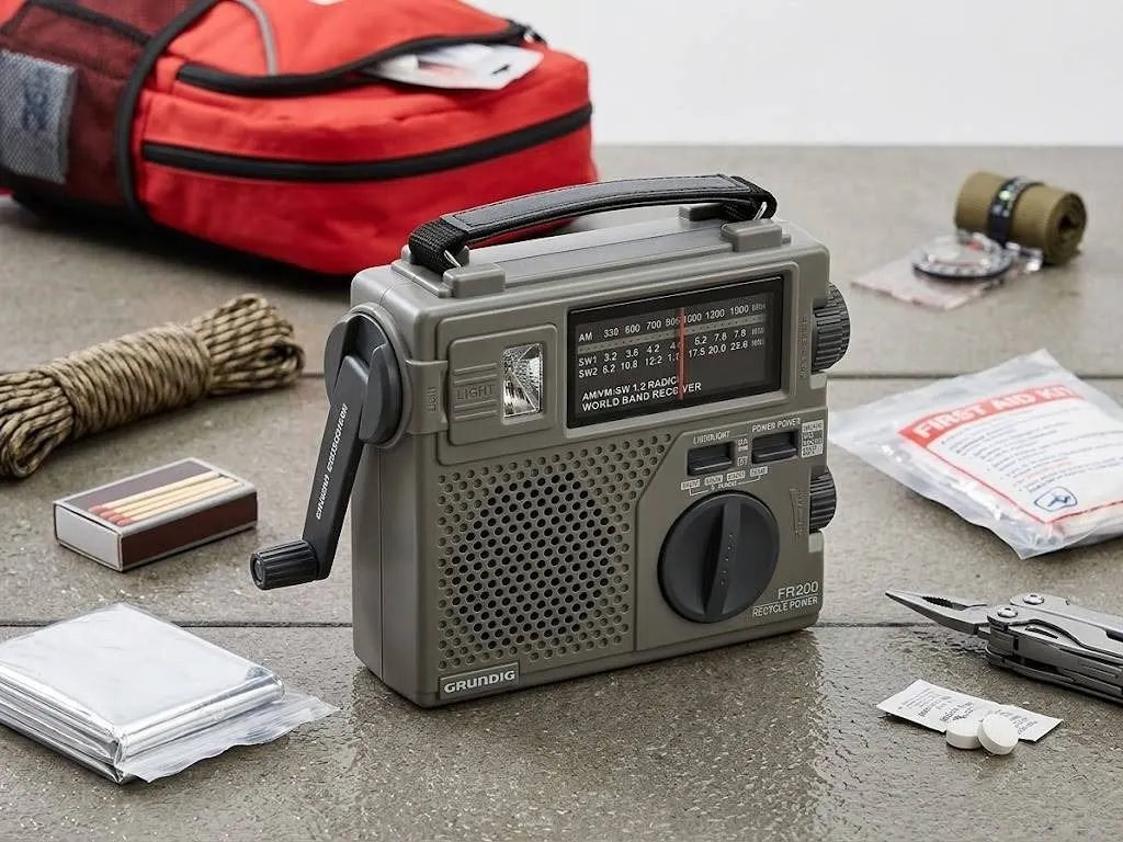 Grundig FR200 AM/FM/SW Emergency Radio