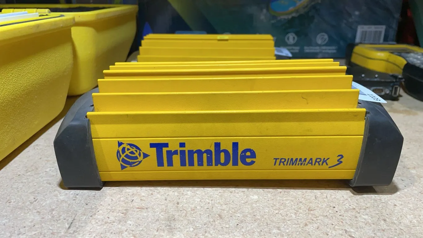 Trimble TRIMMARK 3 Radio Modem for Surveying