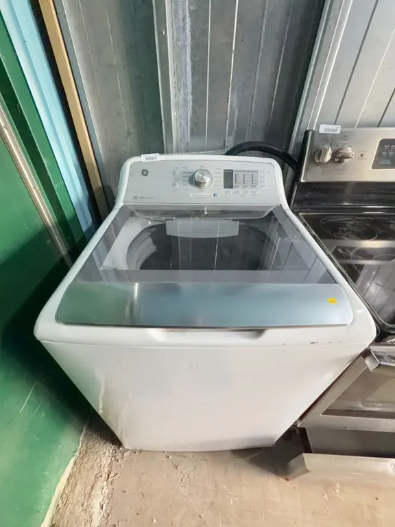 GE Top Load Washer Model GTW680BMROWS