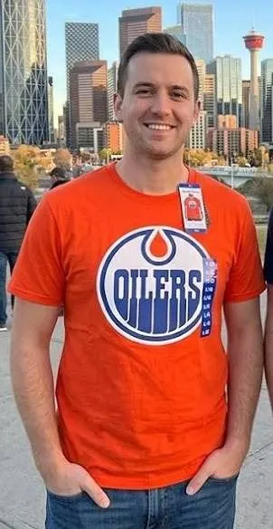 Lot of 2 - Edmonton Oilers Logo T-Shirts, Size S