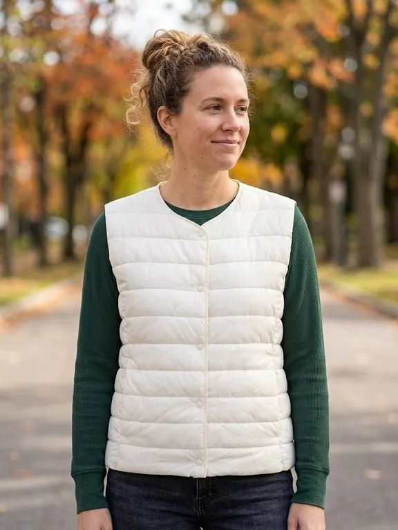 Mondetta World Outfitter White Puffer Vest XL