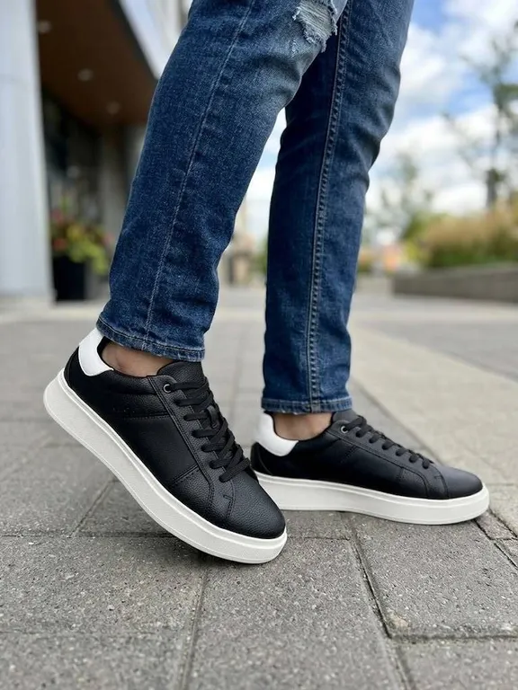 ALDO Men's Black Leather Sneakers Size 10