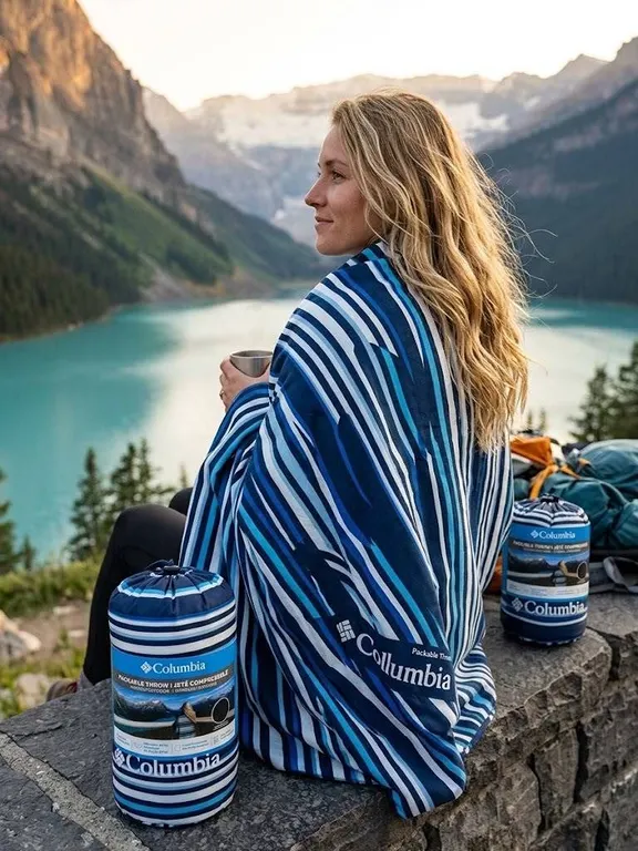 Columbia Packable Throw, Indoor/Outdoor