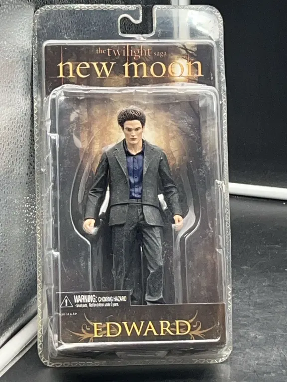 NECA Twilight New Moon Edward Figure
