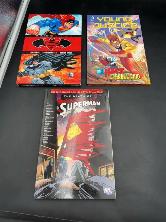 3 DC Comics Graphic Novels