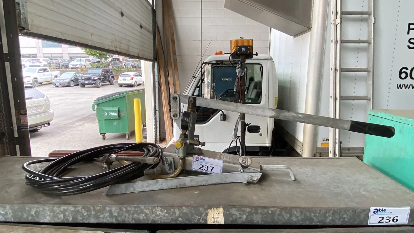 INDUSTRIAL HYDROSTATIC TEST PUMP & HIGH PRESSURE HOSE LINE WITH NOZZLE