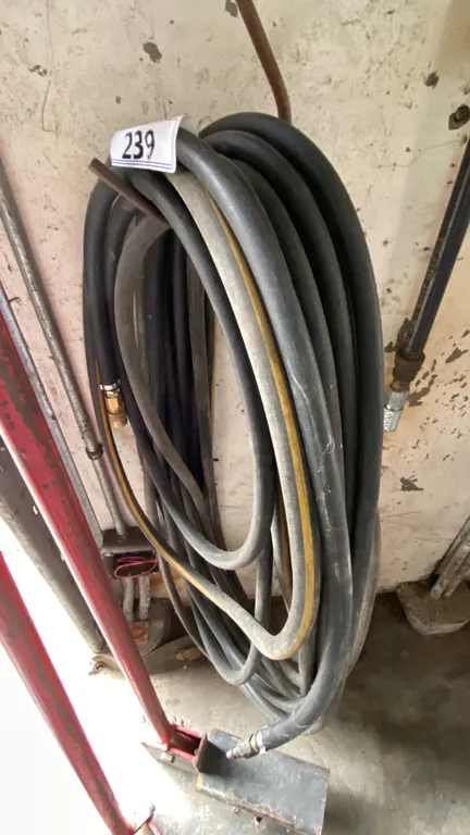LOW TEMPERATURE AIR BREATHING LINE