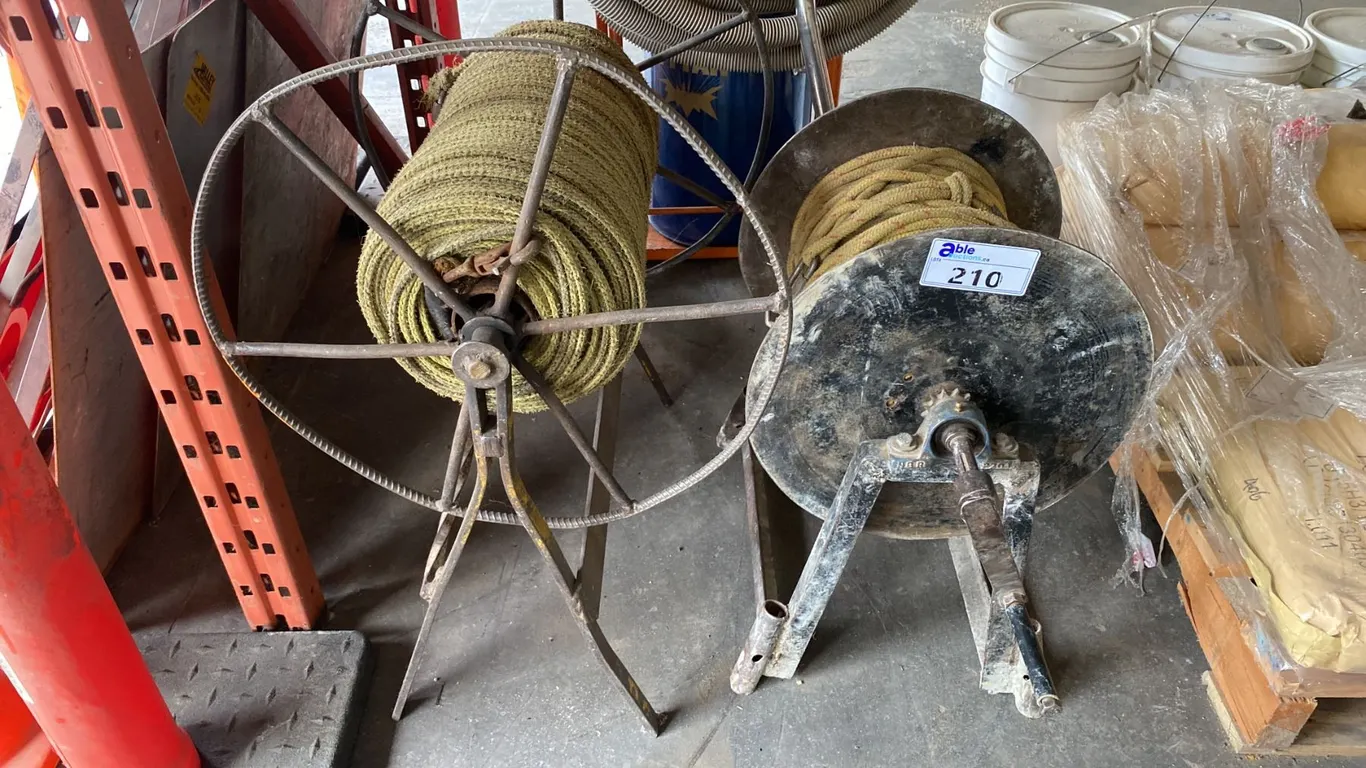 2 HEAVY DUTY METAL REELS WITH ROPE
