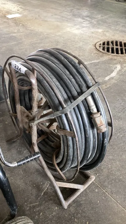 1/2" 100FT WATER FLUSH HOSE ON REEL