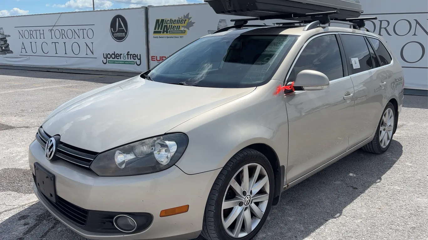2012 Volkswagen Jetta SportWagen TDI 4dr Wagon 6A