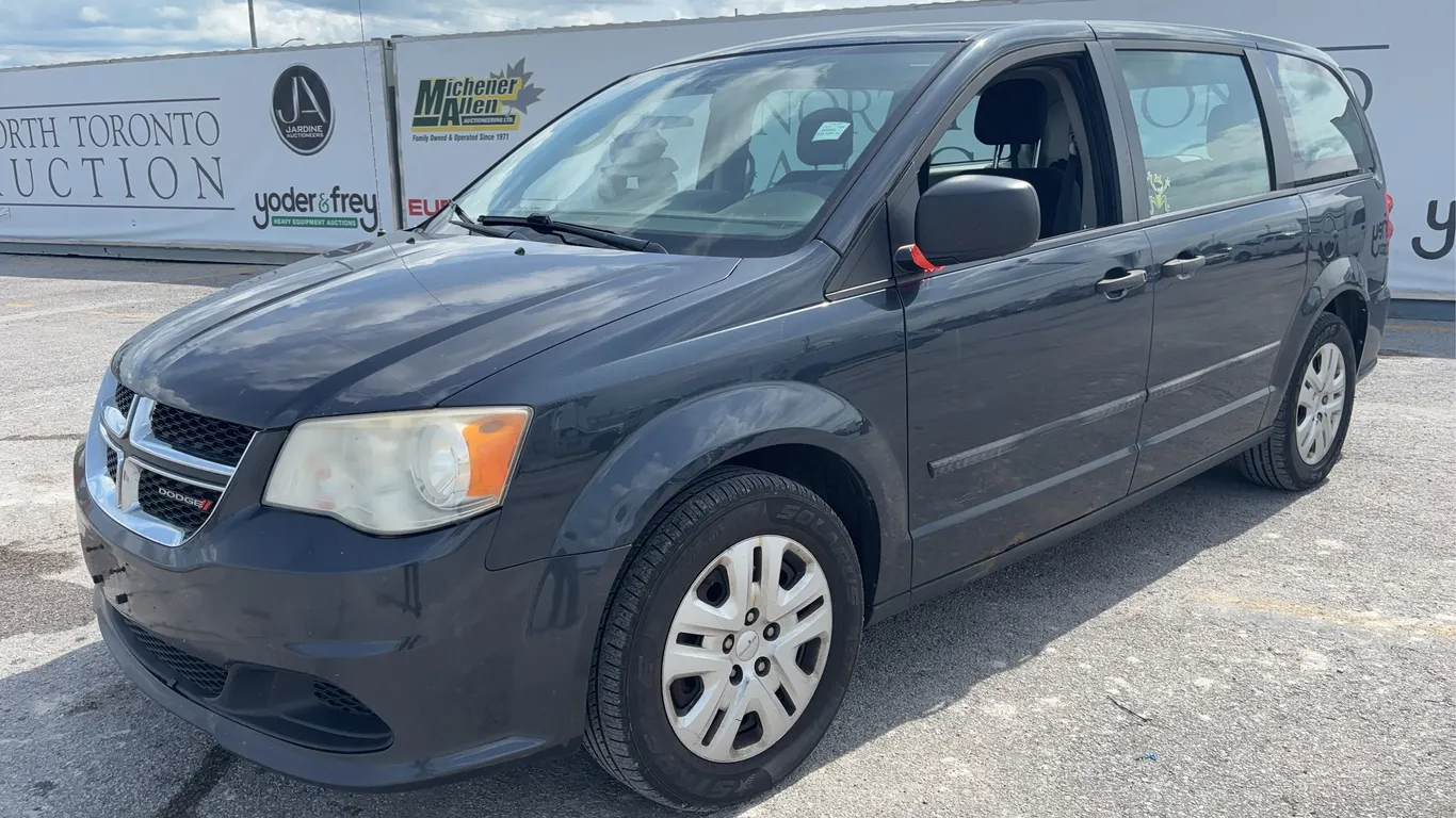 2014 Dodge Grand Caravan SXT 4dr Mini-Van