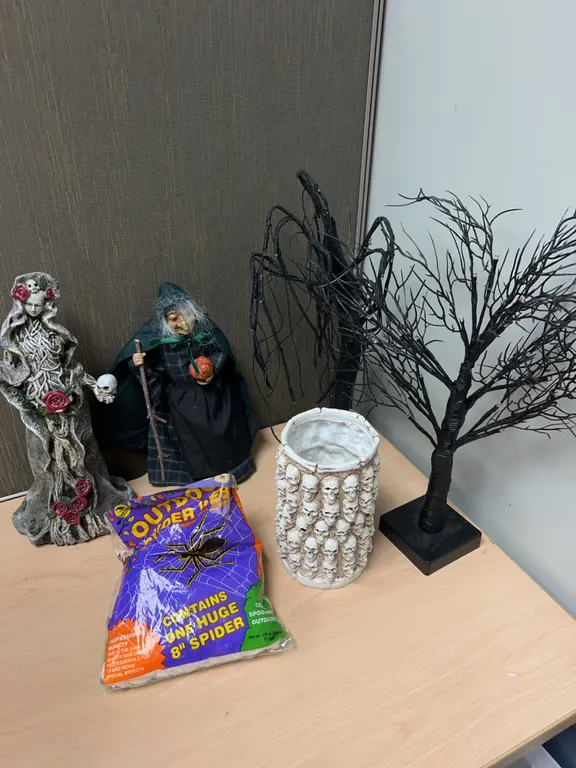 Halloween Decor Lot: Ashland Skull Vase, Figurines, Spider Webs