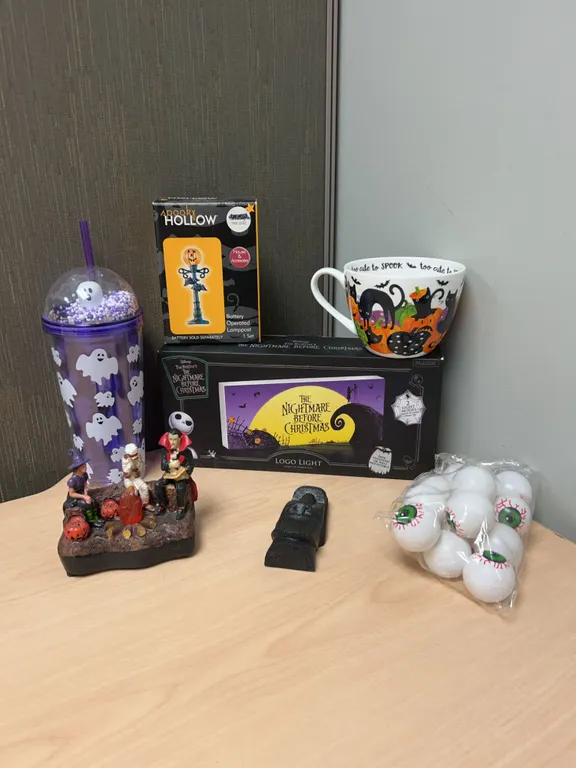 Halloween Decor Lot with Nightmare Before Christmas Light