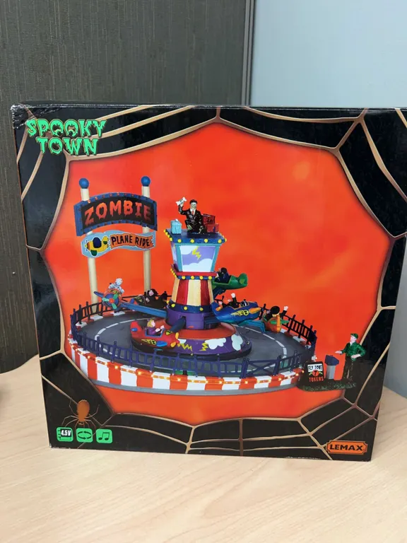 Lemax Spooky Town Zombie Plane Ride Animated Lighted Decor