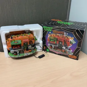 Lemax Spooky Town Pick Me Pumpkin Wagon Porcelain Lighted Building