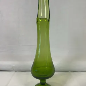 MCM L.E. Smith Green Swung Vase