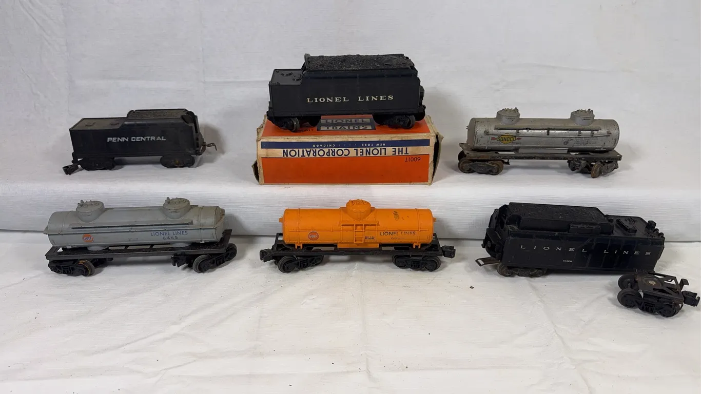 Lionel Tenders & Tankers