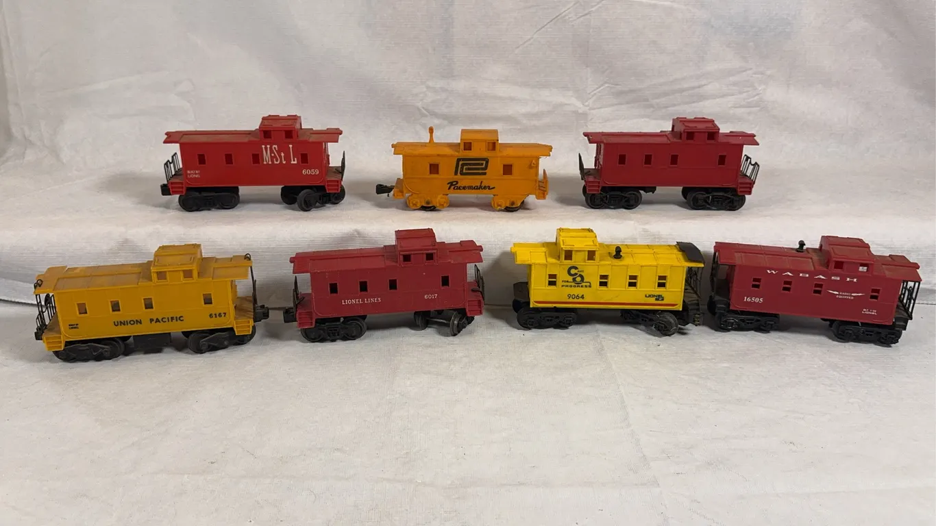 Lionel Cabooses