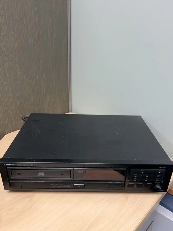 Onkyo DX-1800 Compact Disc Player RI, Manufactured 1990
