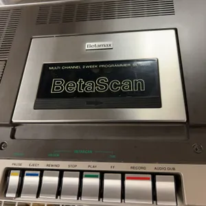 Sony SL-5600 Betamax Video Cassette Recorder with BetaScan