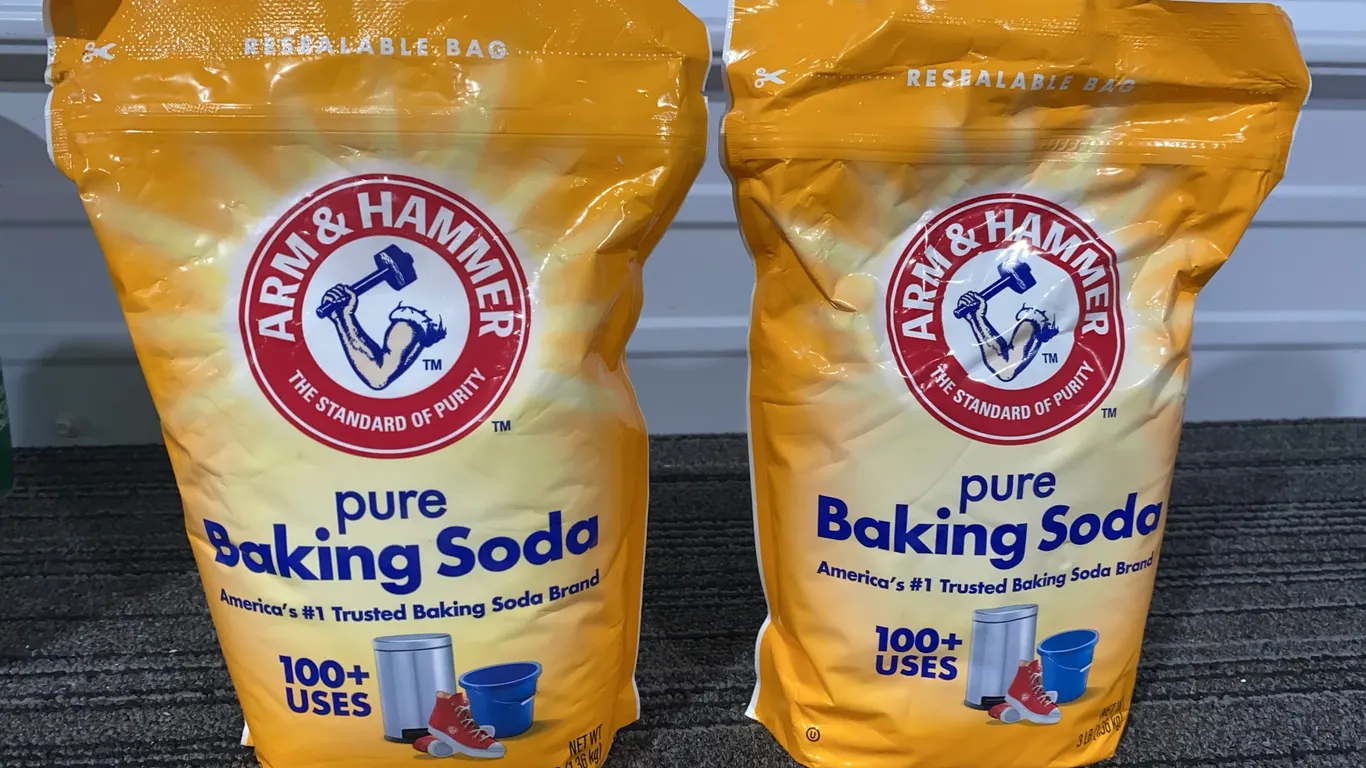 *NEW* 2 Arm & Hammer Pure Baking Soda w/ 100+ Uses, 3 LB Each - Best By: 4/2029
