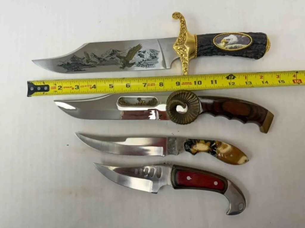 tube of assorted knives