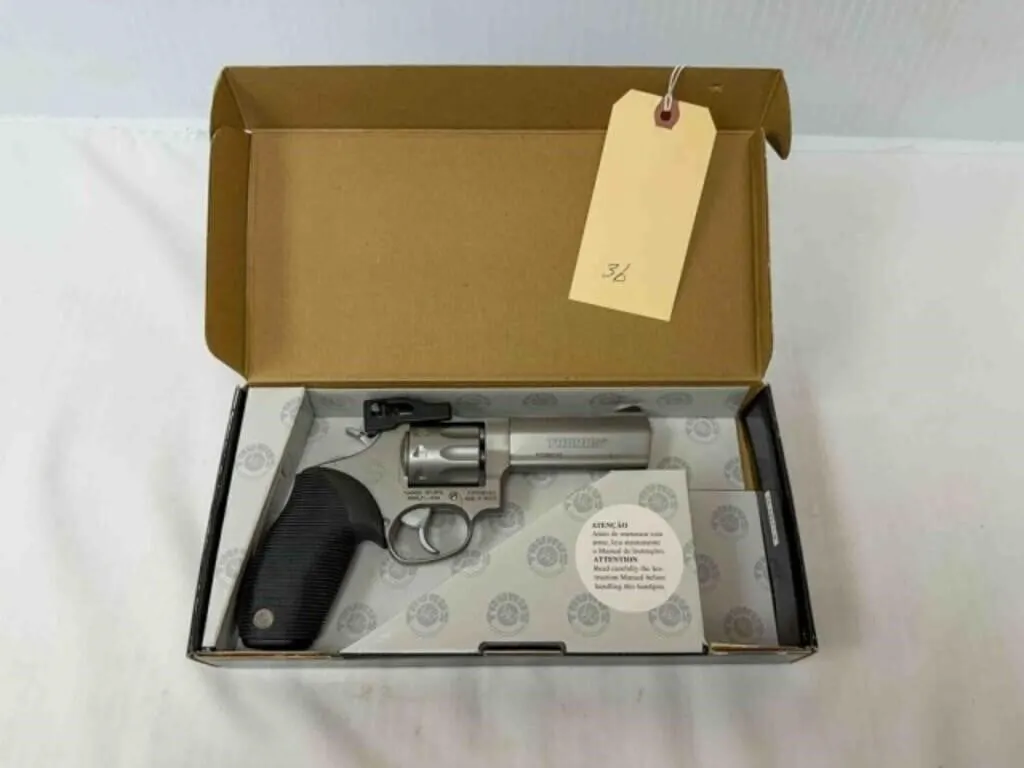 Taurus Tracker 22Mag Revolver