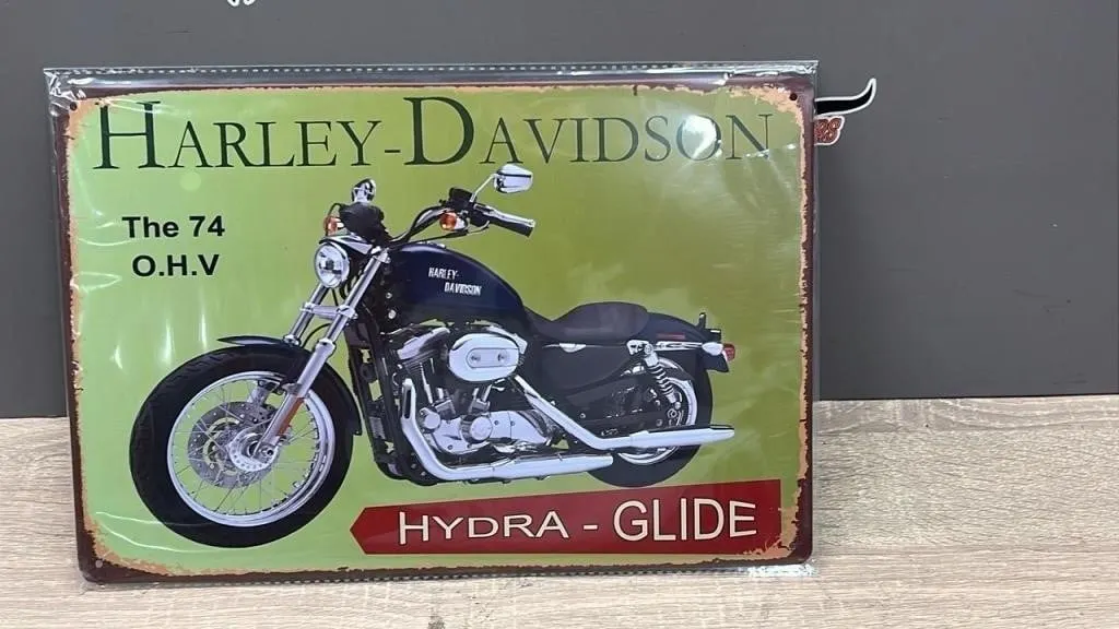 Decorative Metal Sign 8" x 12". Harley Davidson