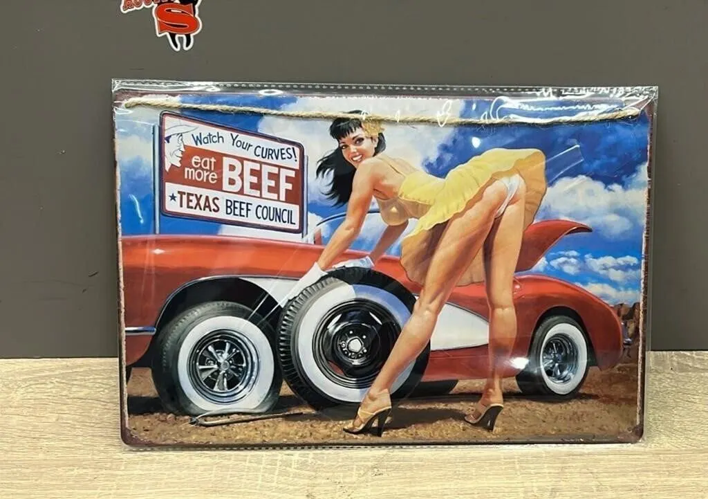 Decorative Metal Sign 8" x 12". Eat More Beef.
