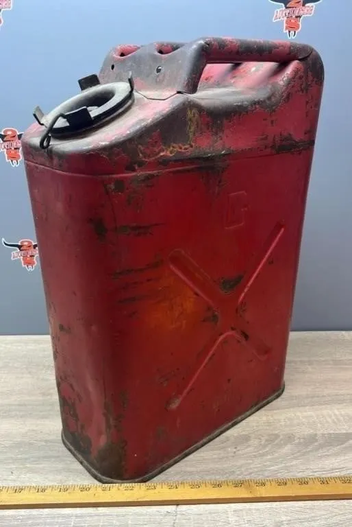 Vintage 5 gallon Jerry Can. #TS. *NO SHIPPING