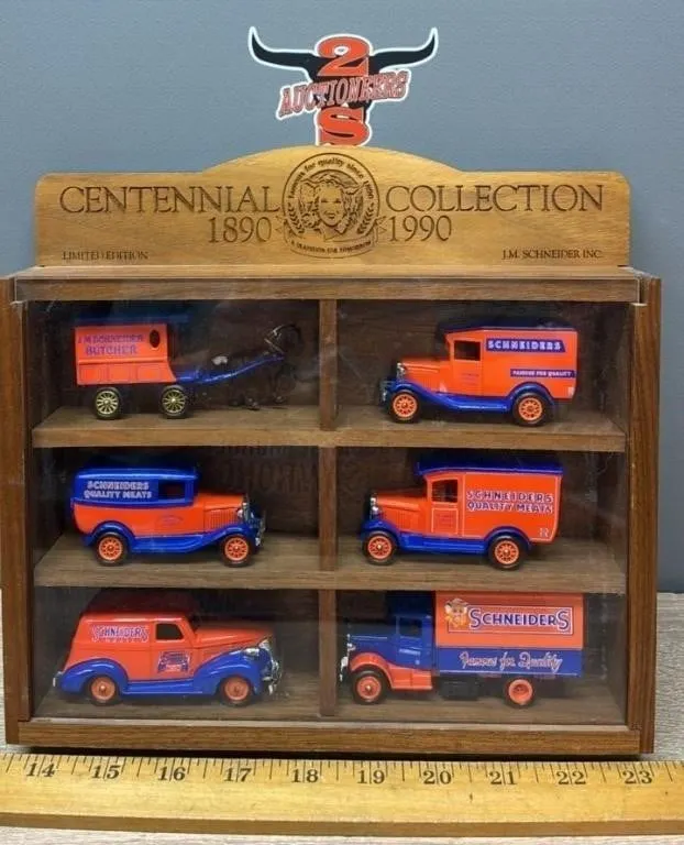 1:64 Lledo Schneider’s Meats Centennial 6 Vehicle