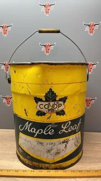 EMPTY CO-OP Maple Leaf 35 LB Grease Pail. No Lid.