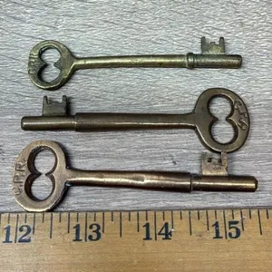 3 CPR Coach/Sleeper Cab Keys. *SC