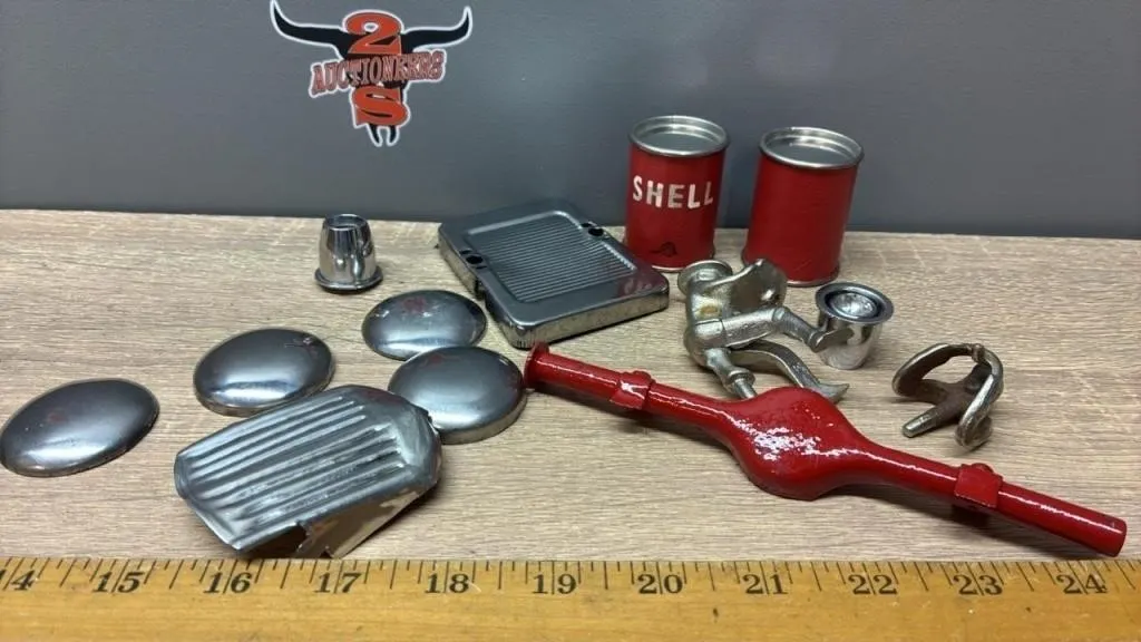 Vintage Toy Parts.