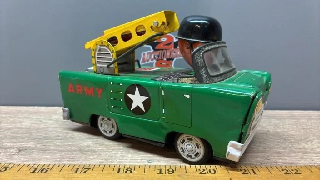 Vintage Tin Toy Army Truck w/Missile Launcher.