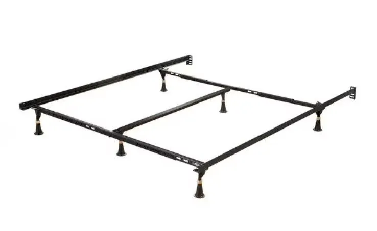 MetalCrest Classic Queen Bed Frame